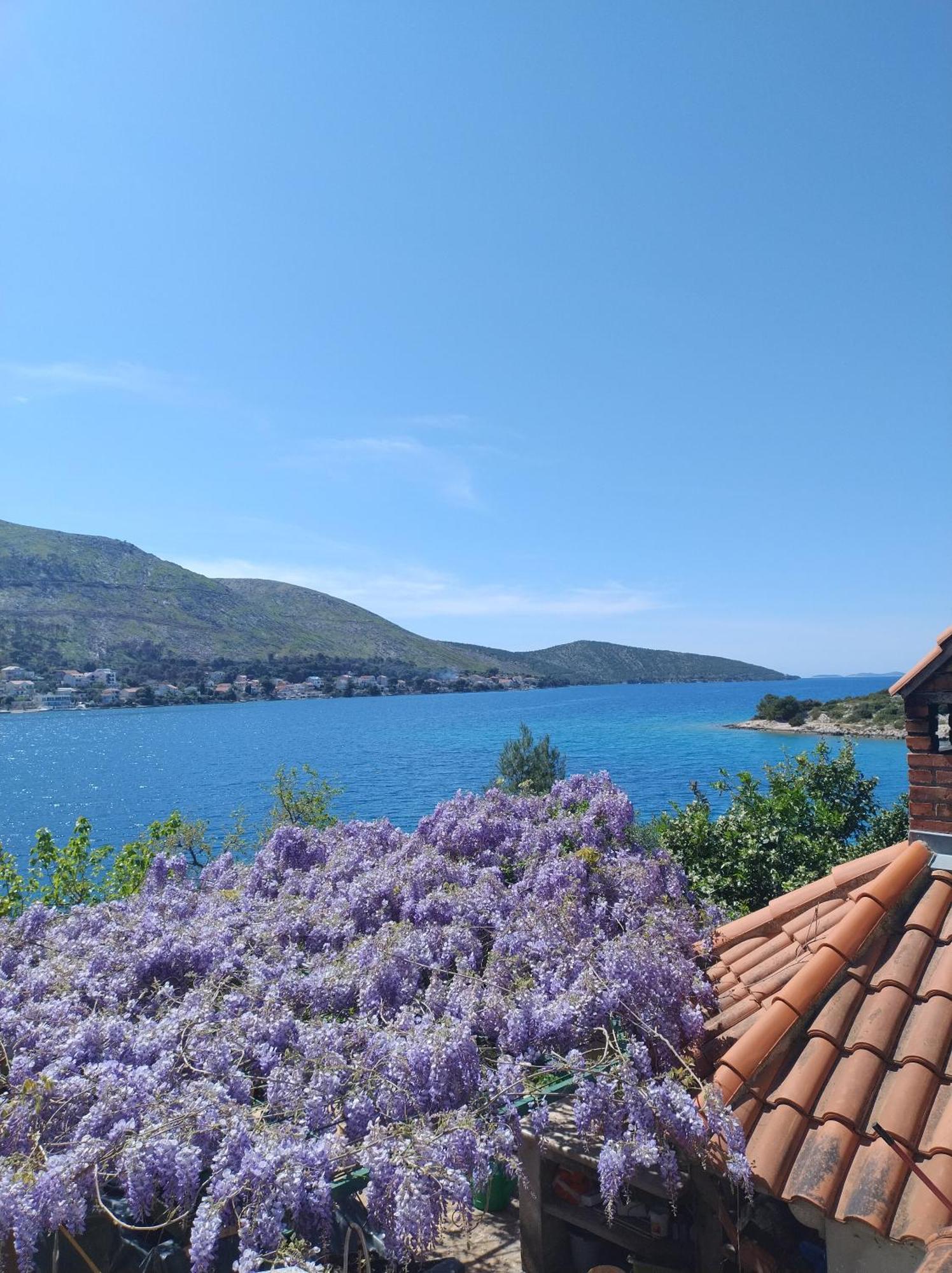 Апартаменты Direkt Na Moru - Bungalov Шибеник Экстерьер фото